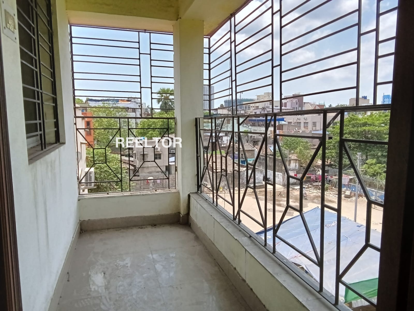 Flat For Sale In Wadzari Patoda