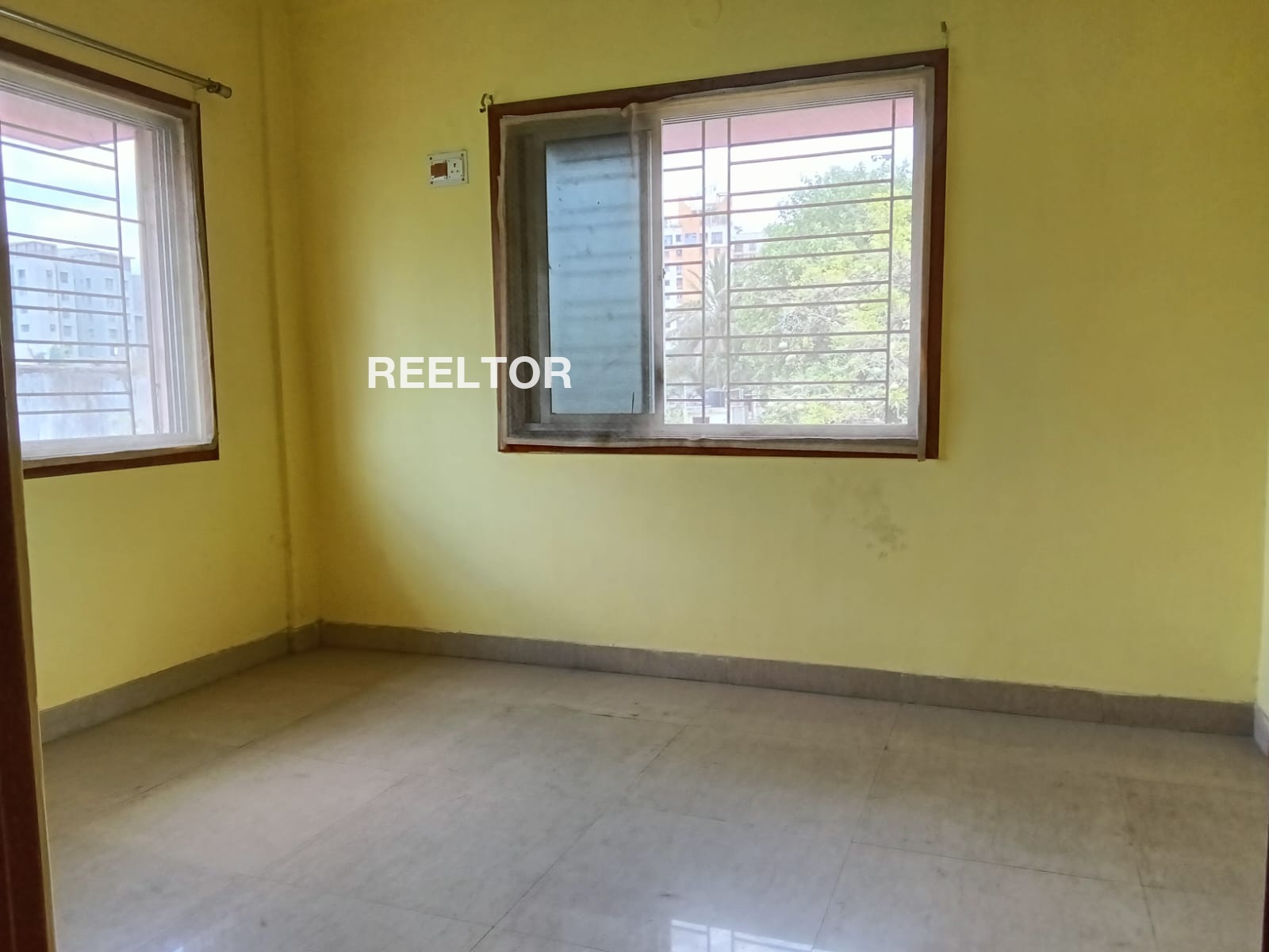 Flat For Sale In Sunwari Pawai