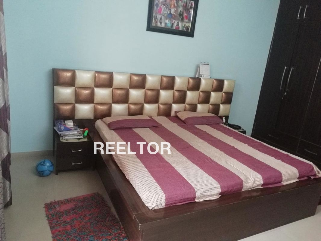 Flat For Sale In Bhgina Surajgarh