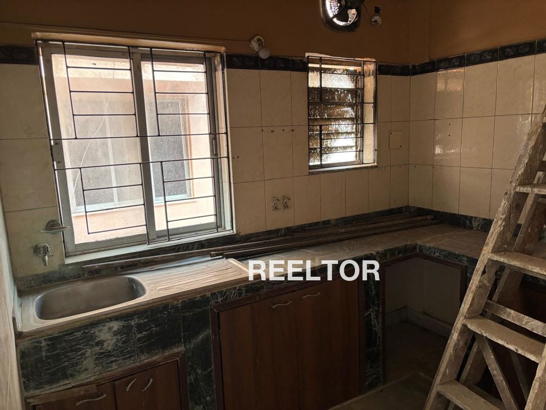 Flat For Sale In Kangwan Baldwara