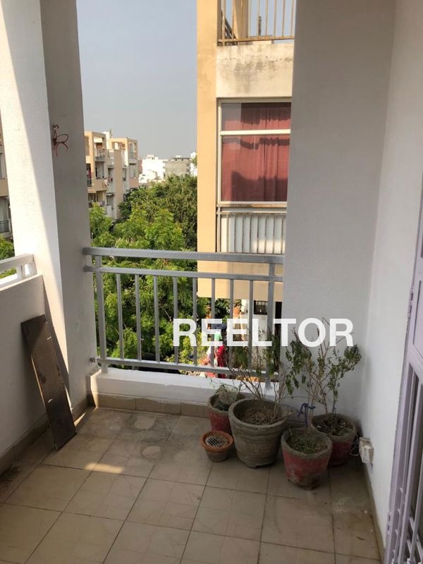 Flat For Rent In Mampally Chirayinkeezhu