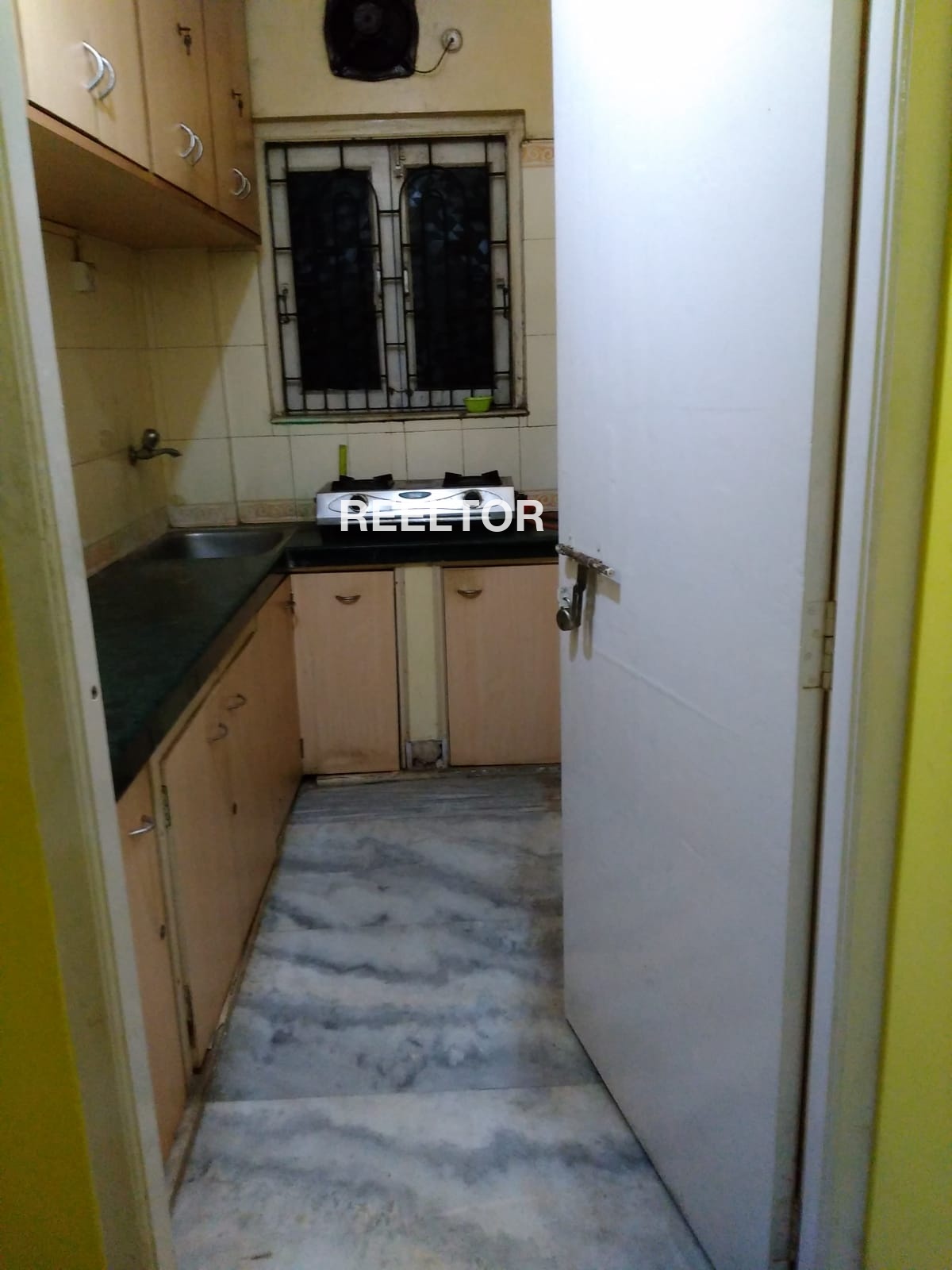 Flat For Rent In Pakhoria Hiranpur