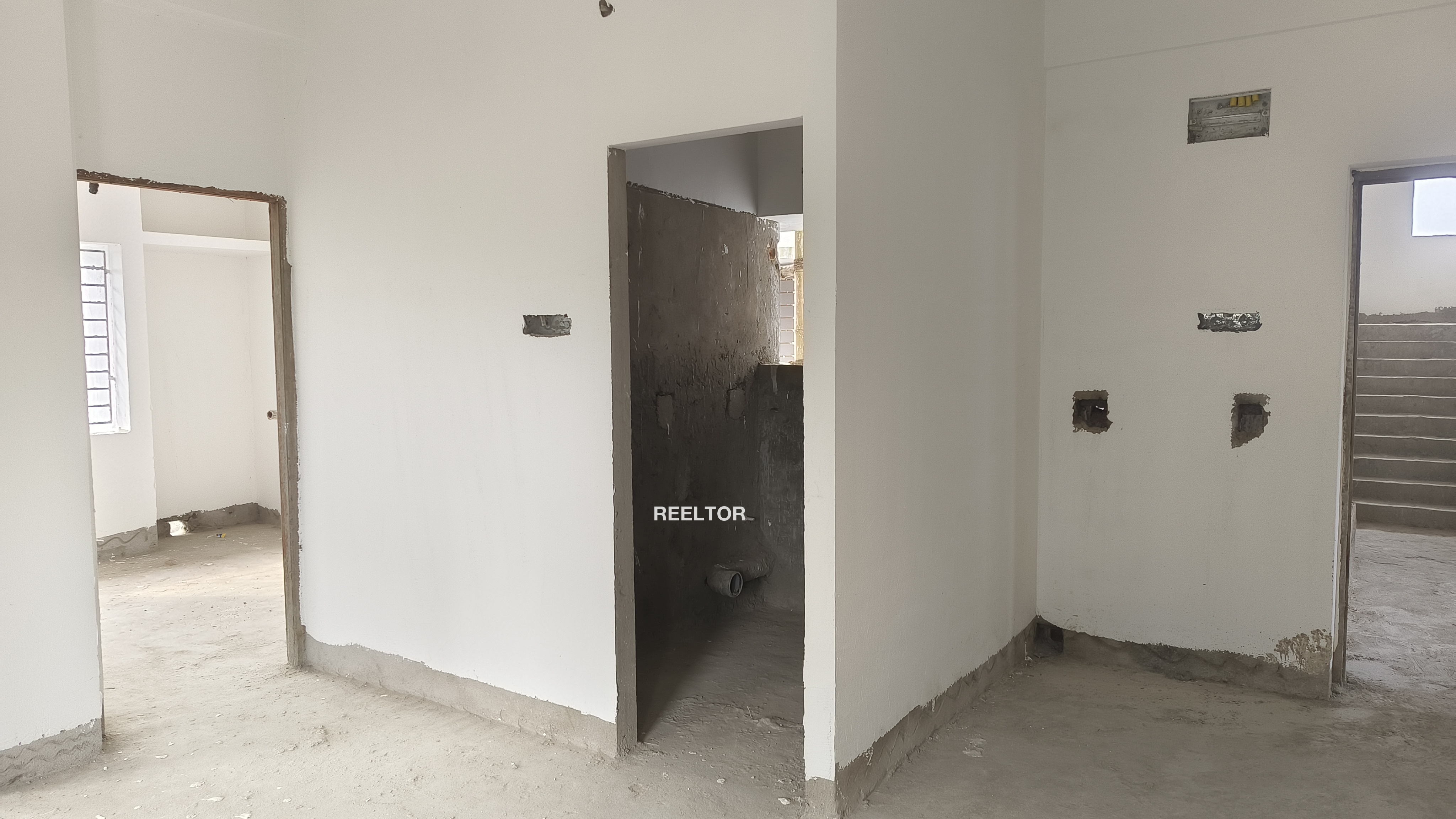 Flat For Sale In Janupura Joura