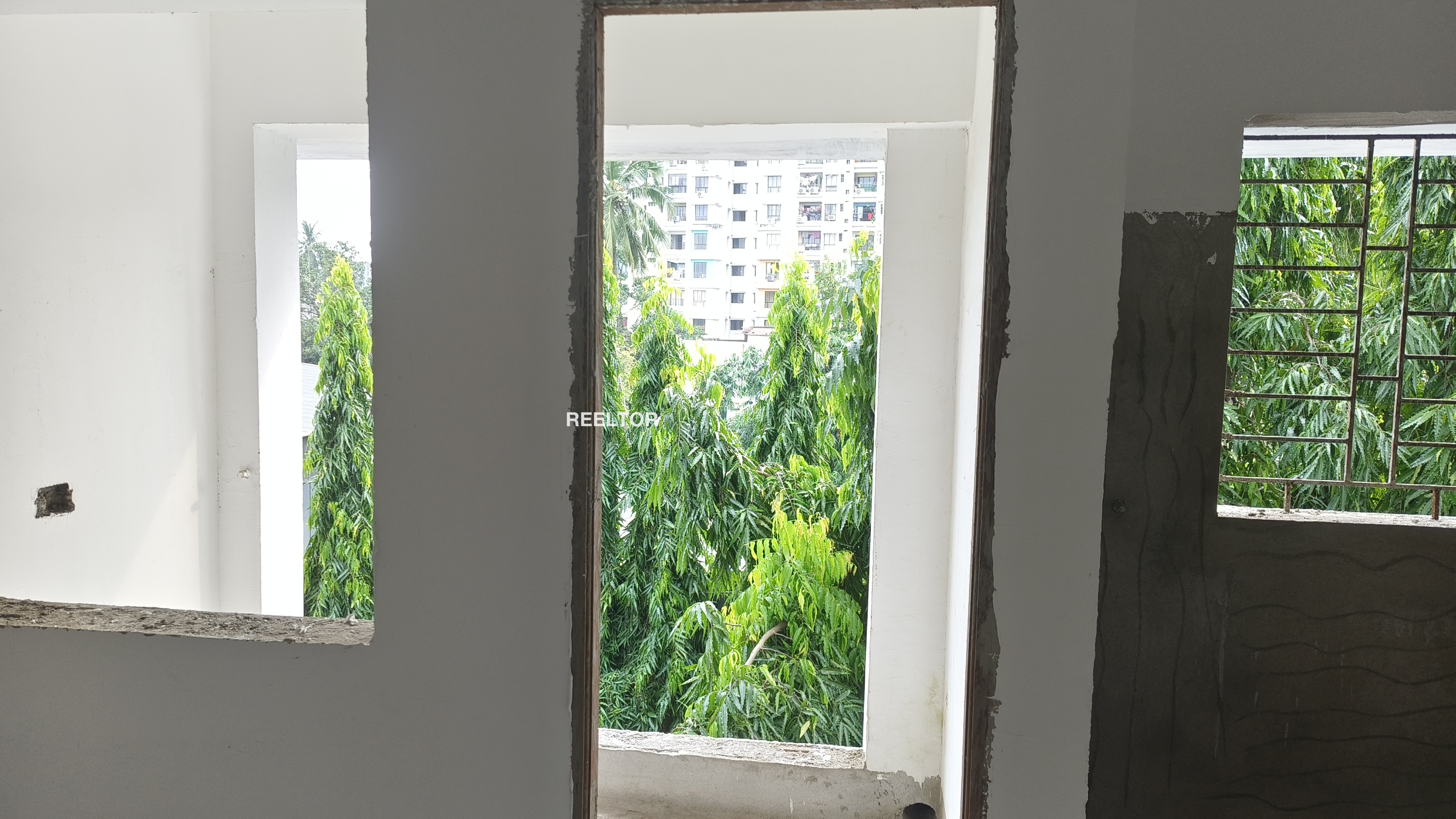 Flat For Sale In Lakhiana Karanpur
