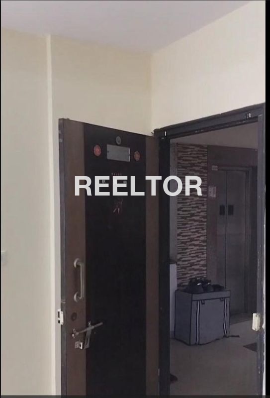 Flat For Sale In Jaddna Chaurah