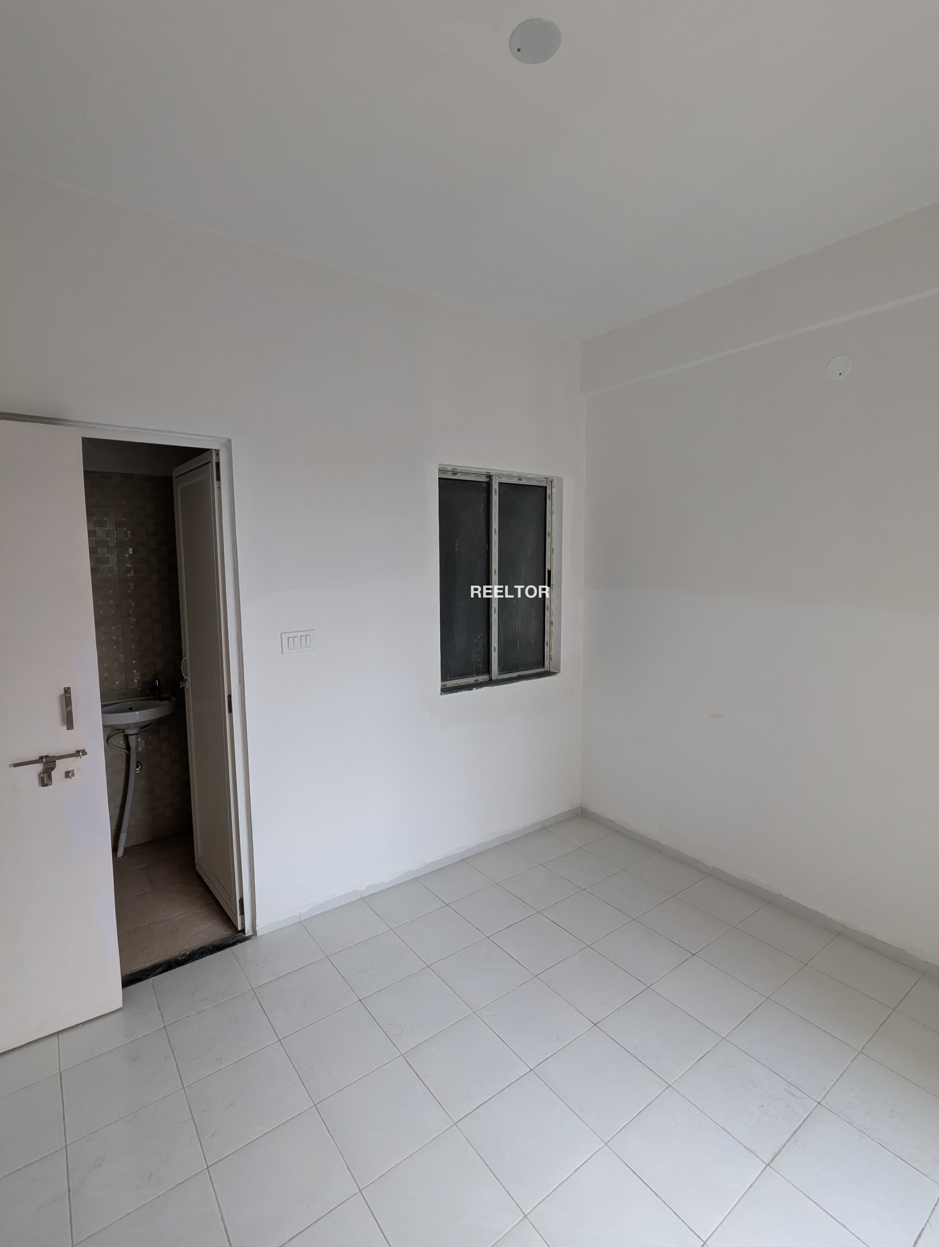 Independent House For Sale In Laxmi Nagar Delhi