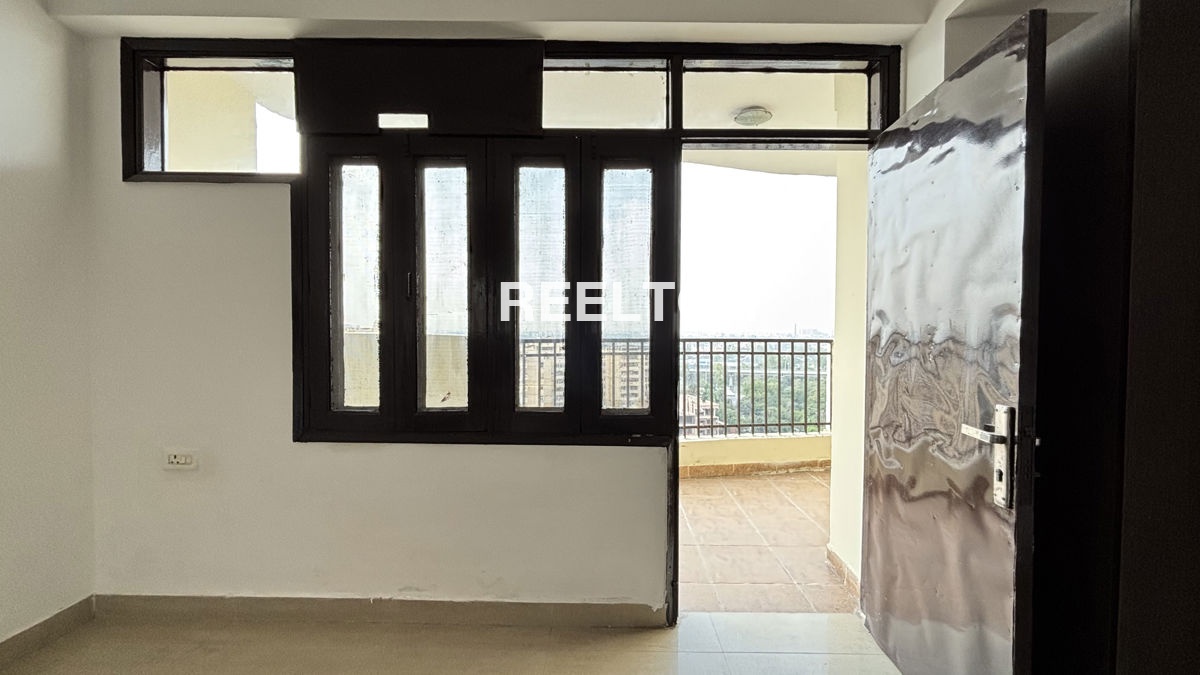 Flat For Sale In Kangwan Baldwara