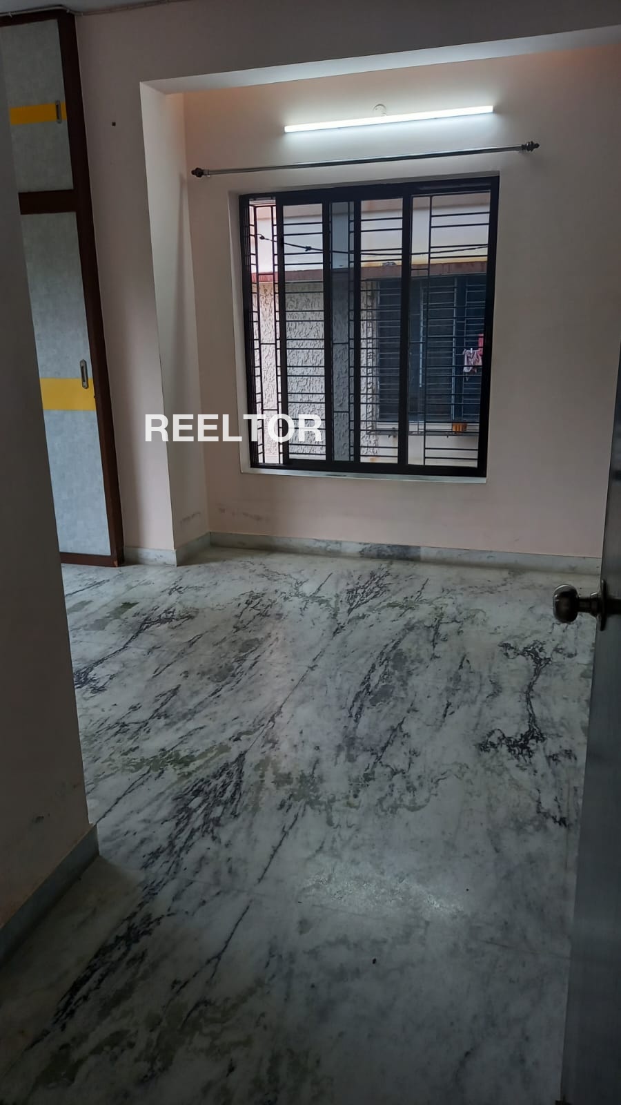 Flat For Sale In Kundalyakhurd Manasa