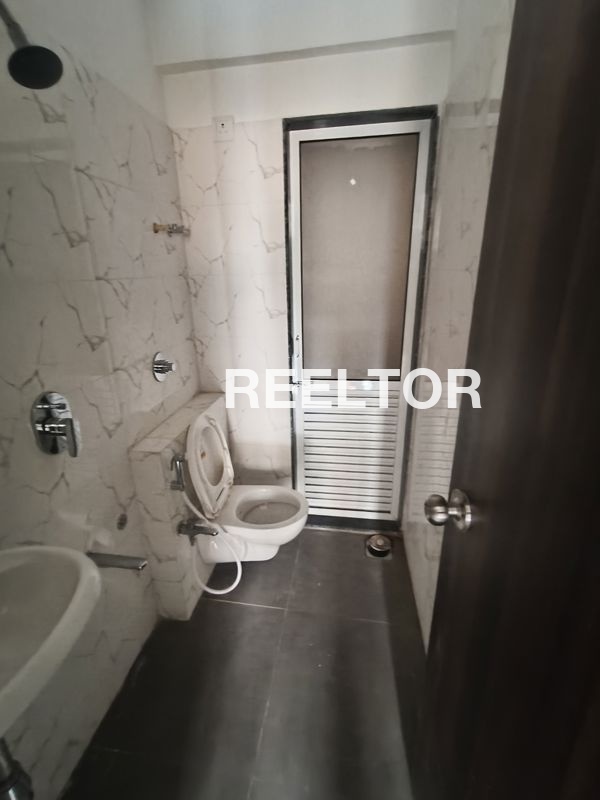 Flat For Sale In Vaduvakudy Valangaiman