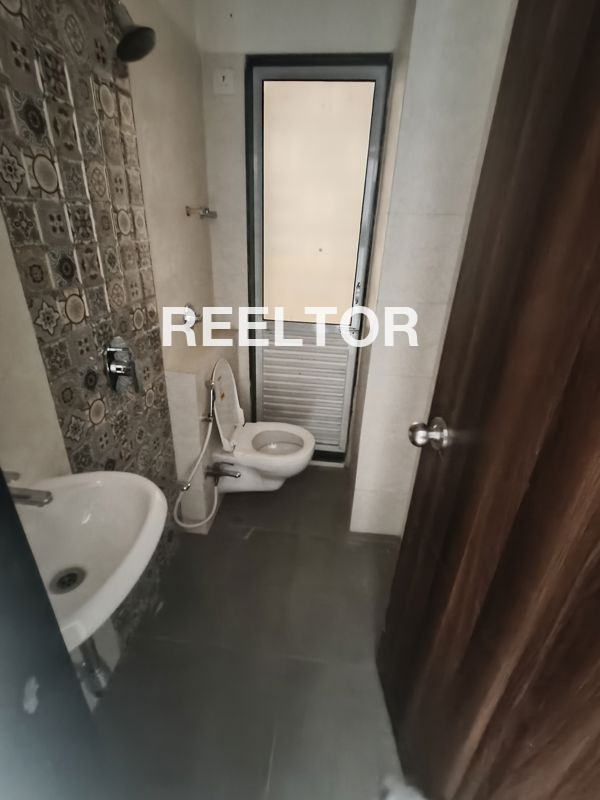 Flat For Rent In Bichoon Mauzamabad
