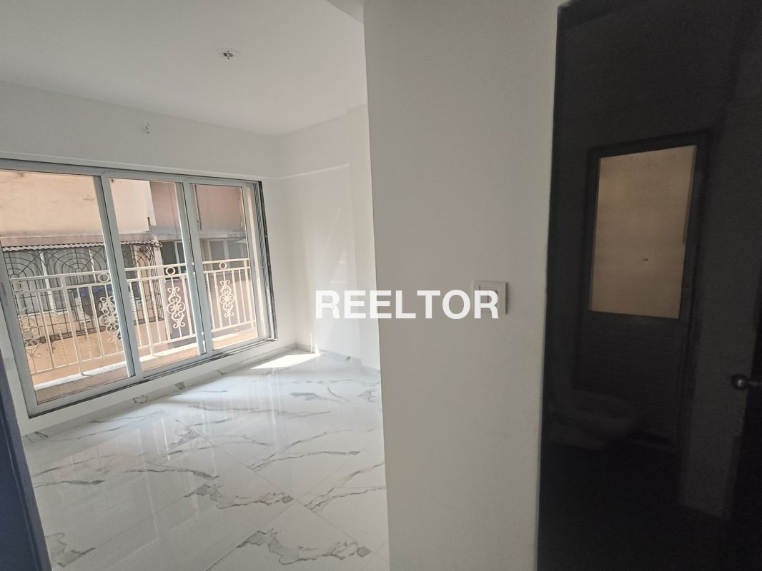 Flat For Rent In Maharajaganj Namkhana