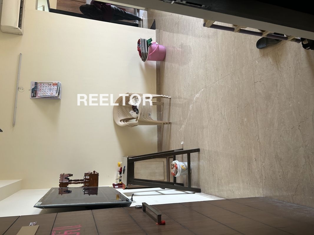 Flat For Rent In Chhalah Rajgarh