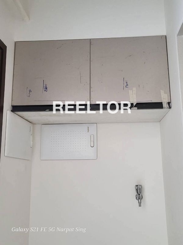Flat For Rent In Gandhinagar Sathupally