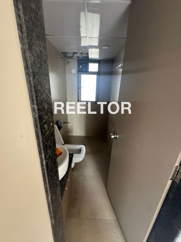 Flat For Rent In Kakramba Wadi Tuljapur