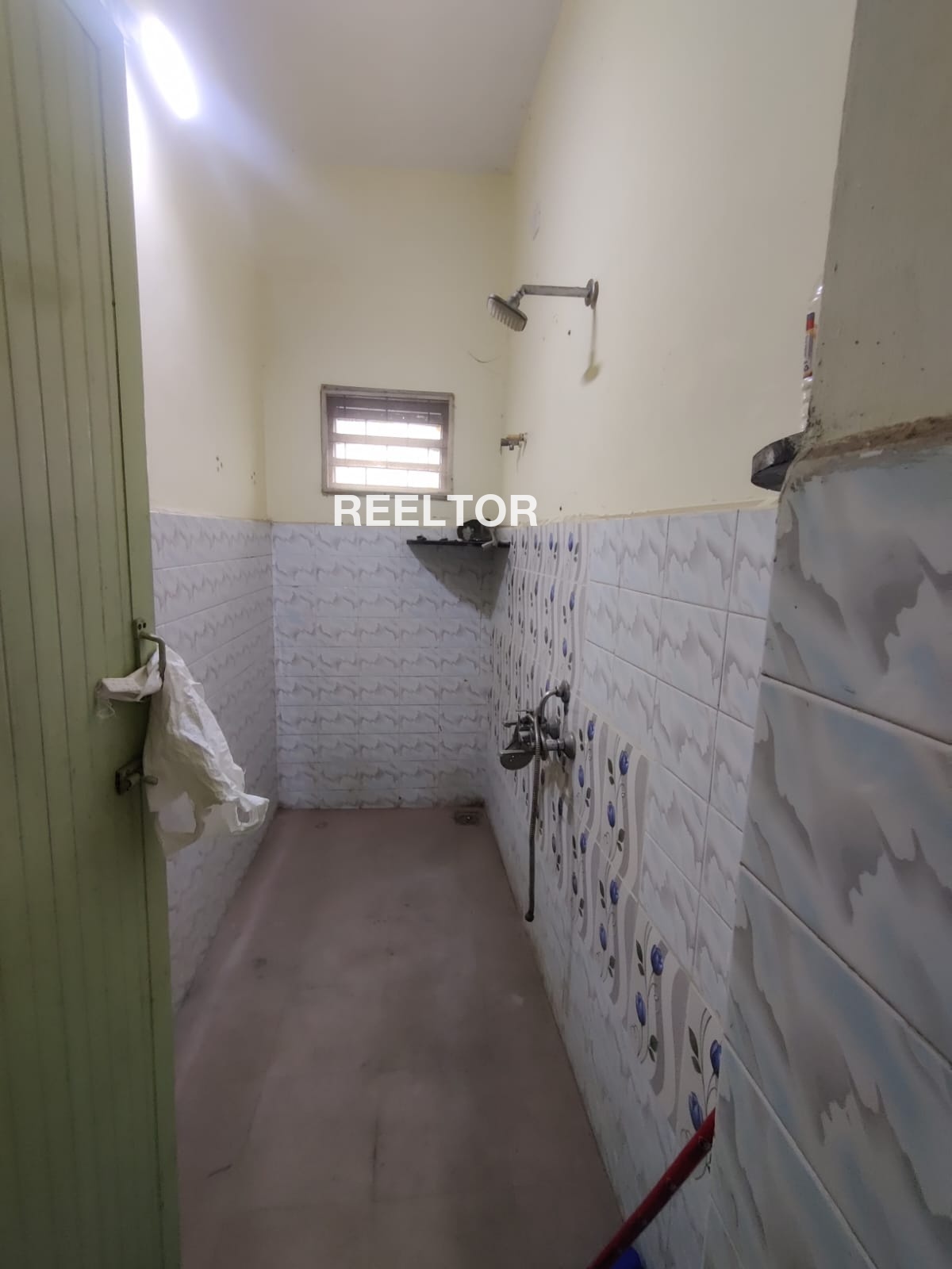Flat For Rent In Judi Pagra Amanganj