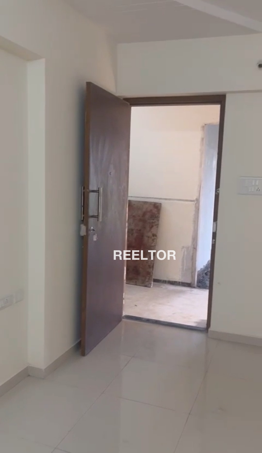 Flat For Sale In Kangwan Baldwara