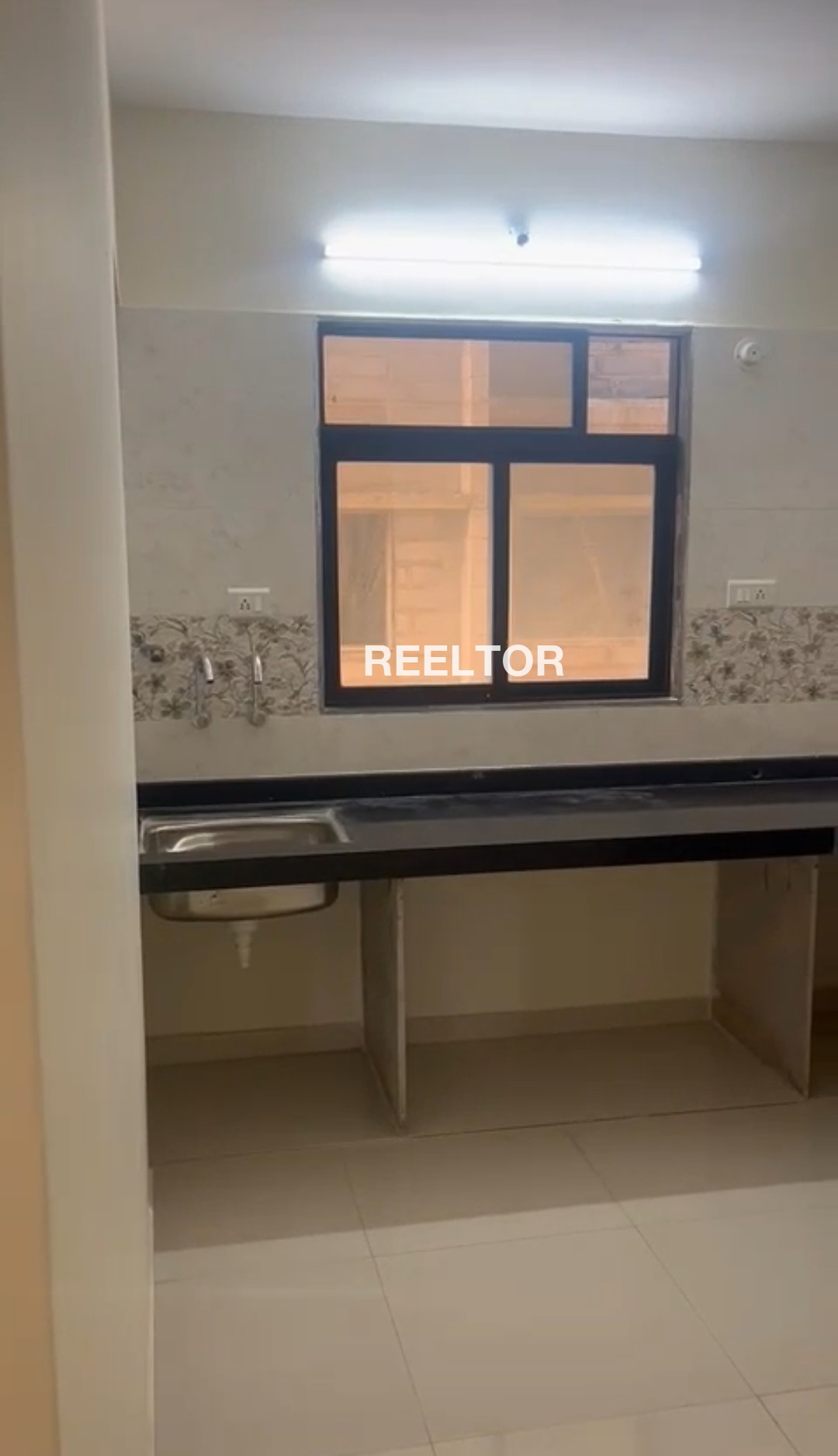 Flat For Rent In Maya Enclave Rajouri Garden