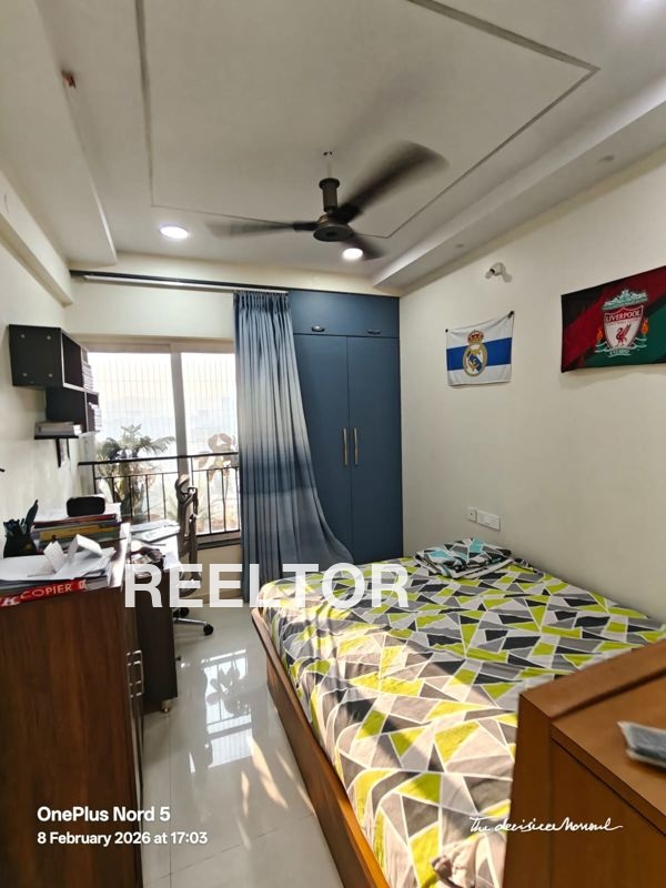Flat For Sale In Tapri Nichar