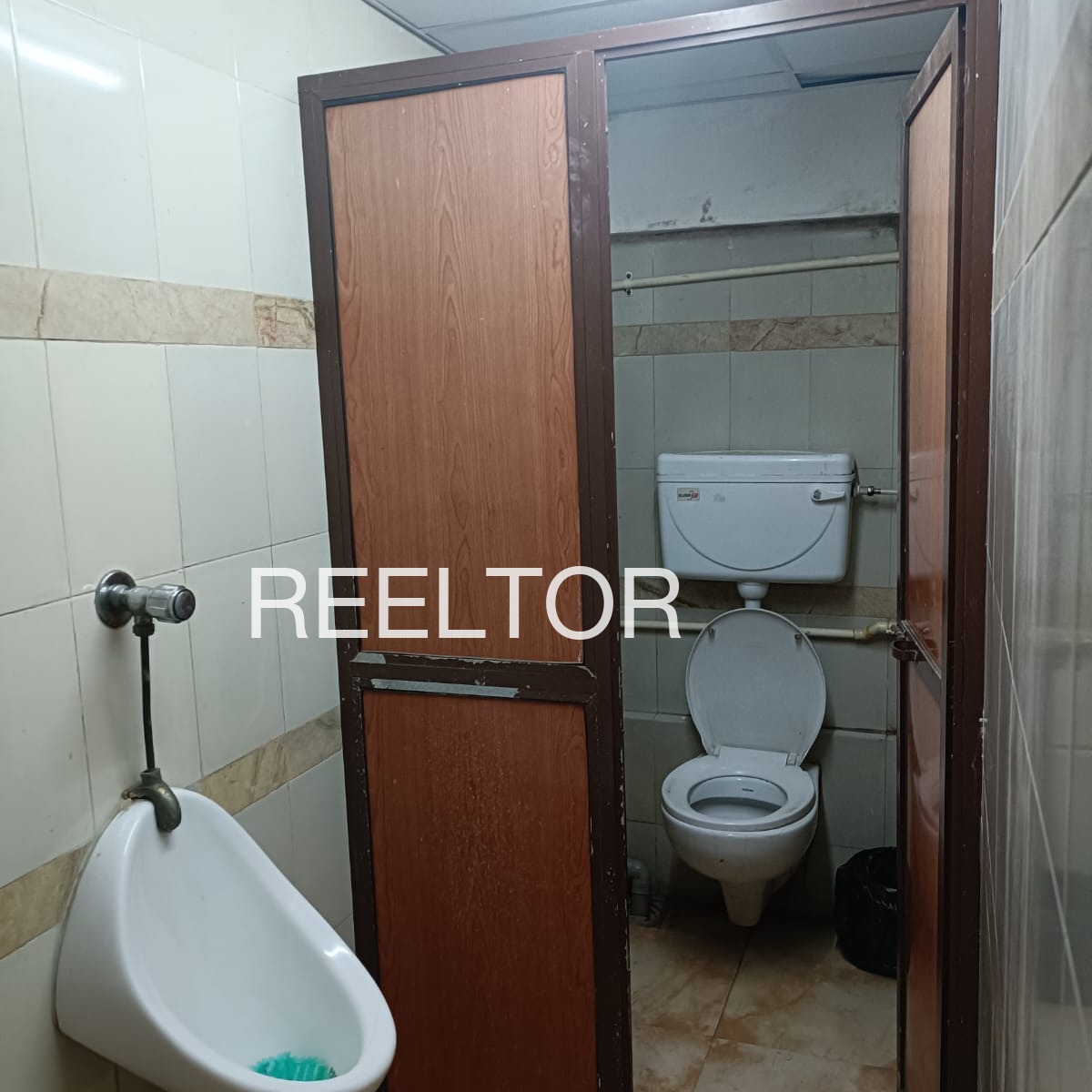 Office Space For Sale In Charta Nainital