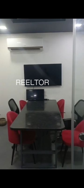 Office Space For Rent In Vazhaimeethal Colony Vadakara