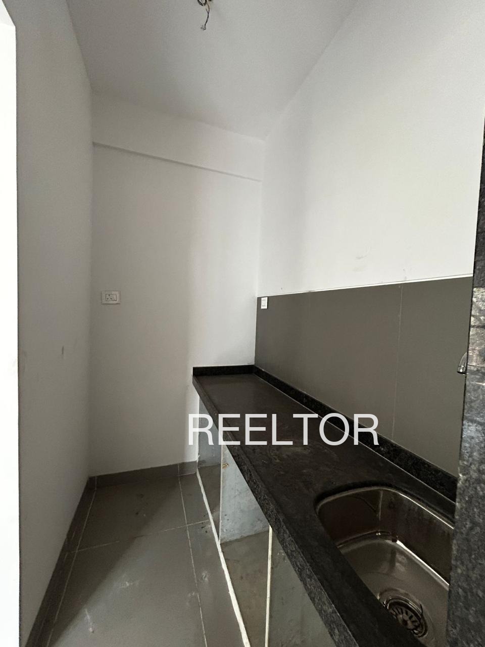 Office Space For Rent In Puthuval Colony Udumbanchola