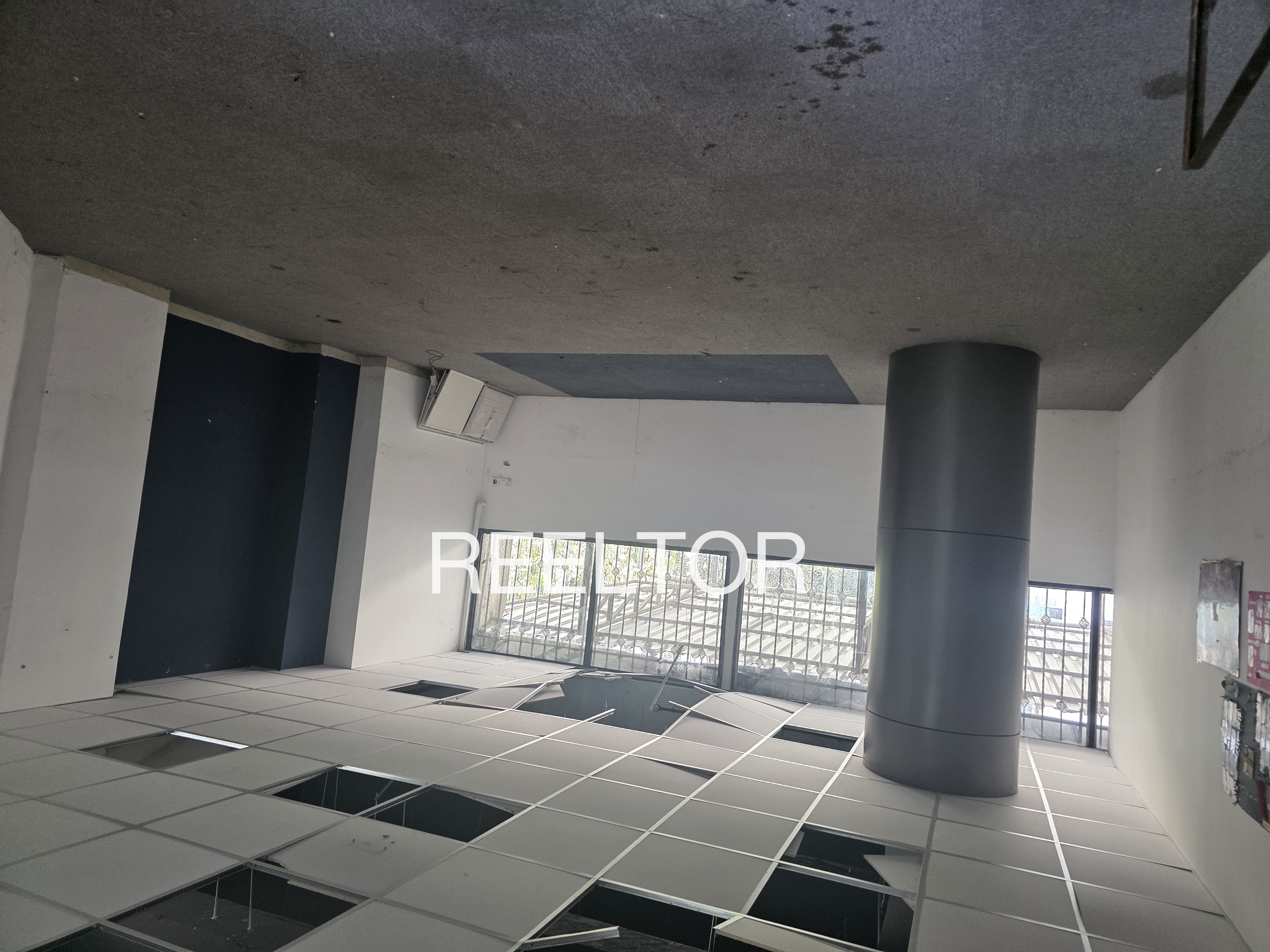 Office Space For Sale In Nai Punahana