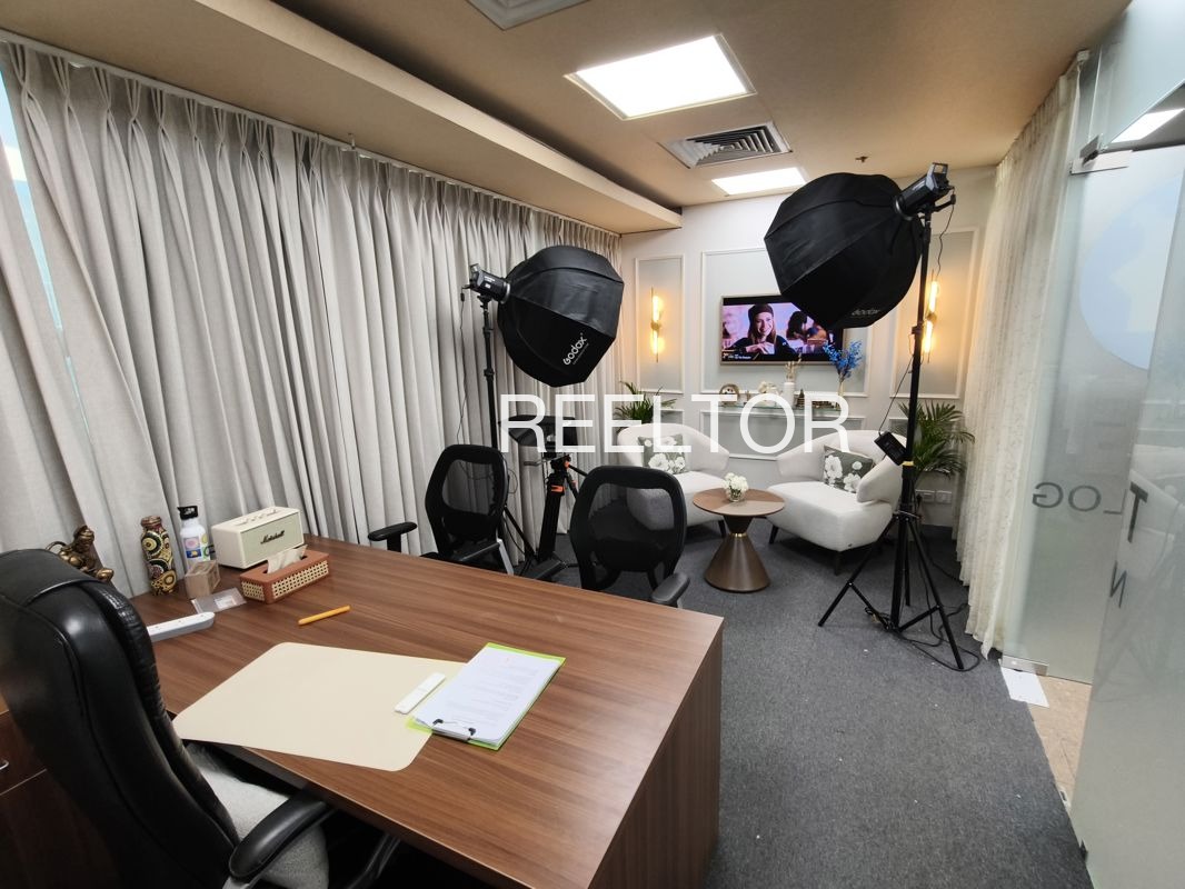 Office Space For Sale In Uthukuzhi Kadavur