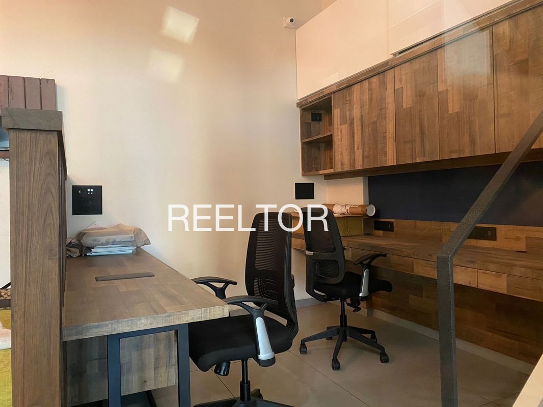 Office Space For Sale In Pura Mahasukh Baseri