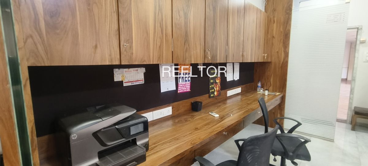 Office Space For Rent In Ardalan Pandhana