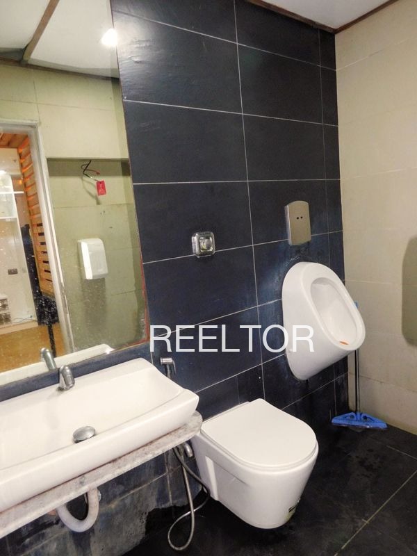 Office Space For Sale In Mola Rudraprayag