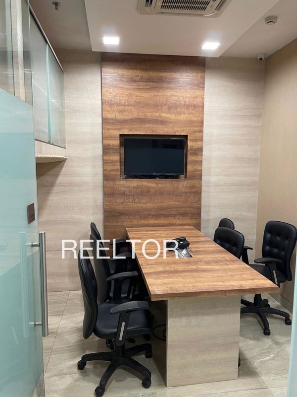 Office Space For Rent In Cheekkapalli Colony Kondotty