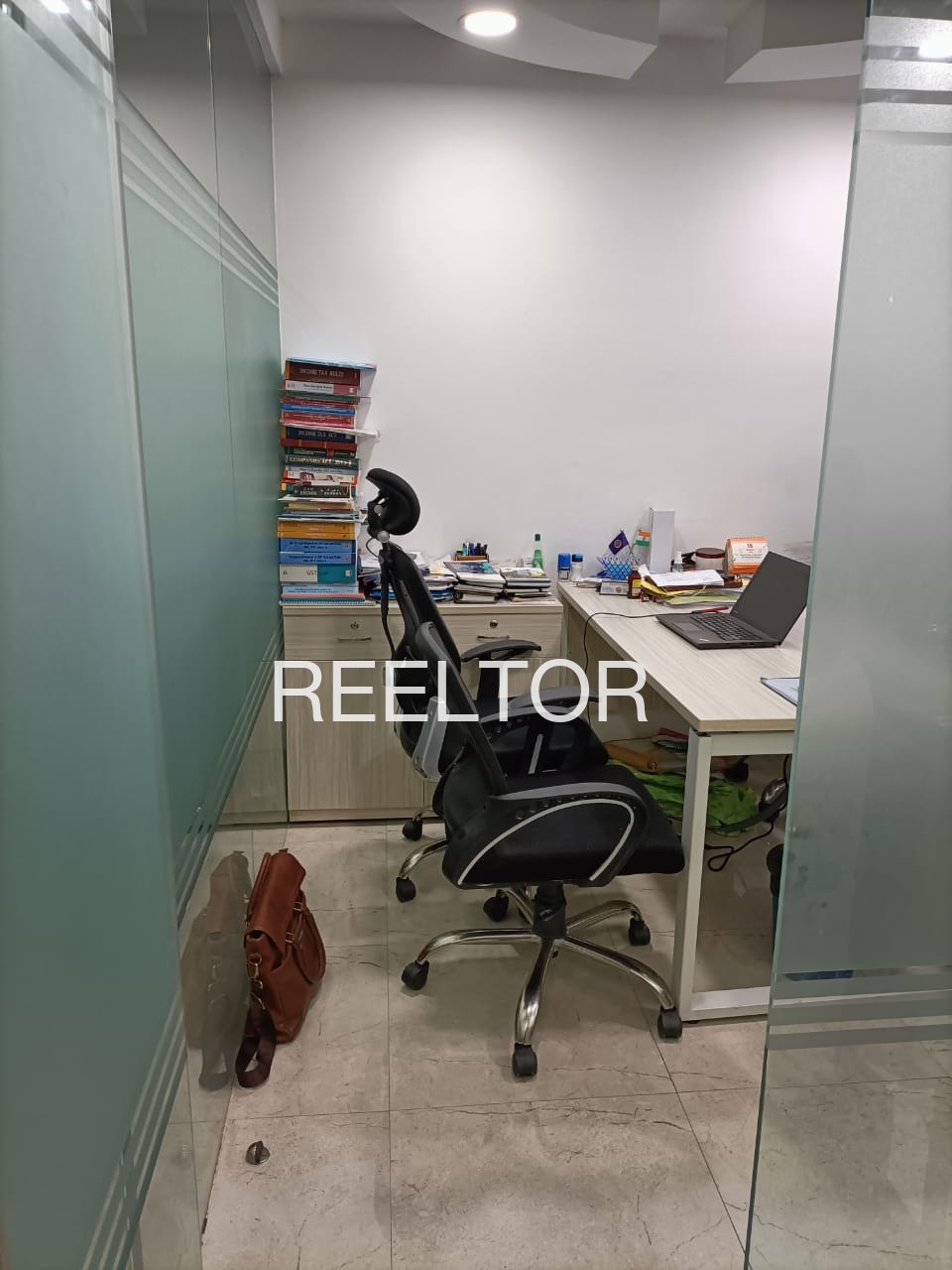 Office Space For Sale In Ratnara Gondiya