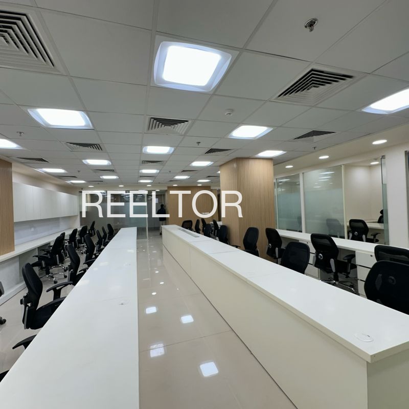 Office Space For Sale In Auranpur Maakdon