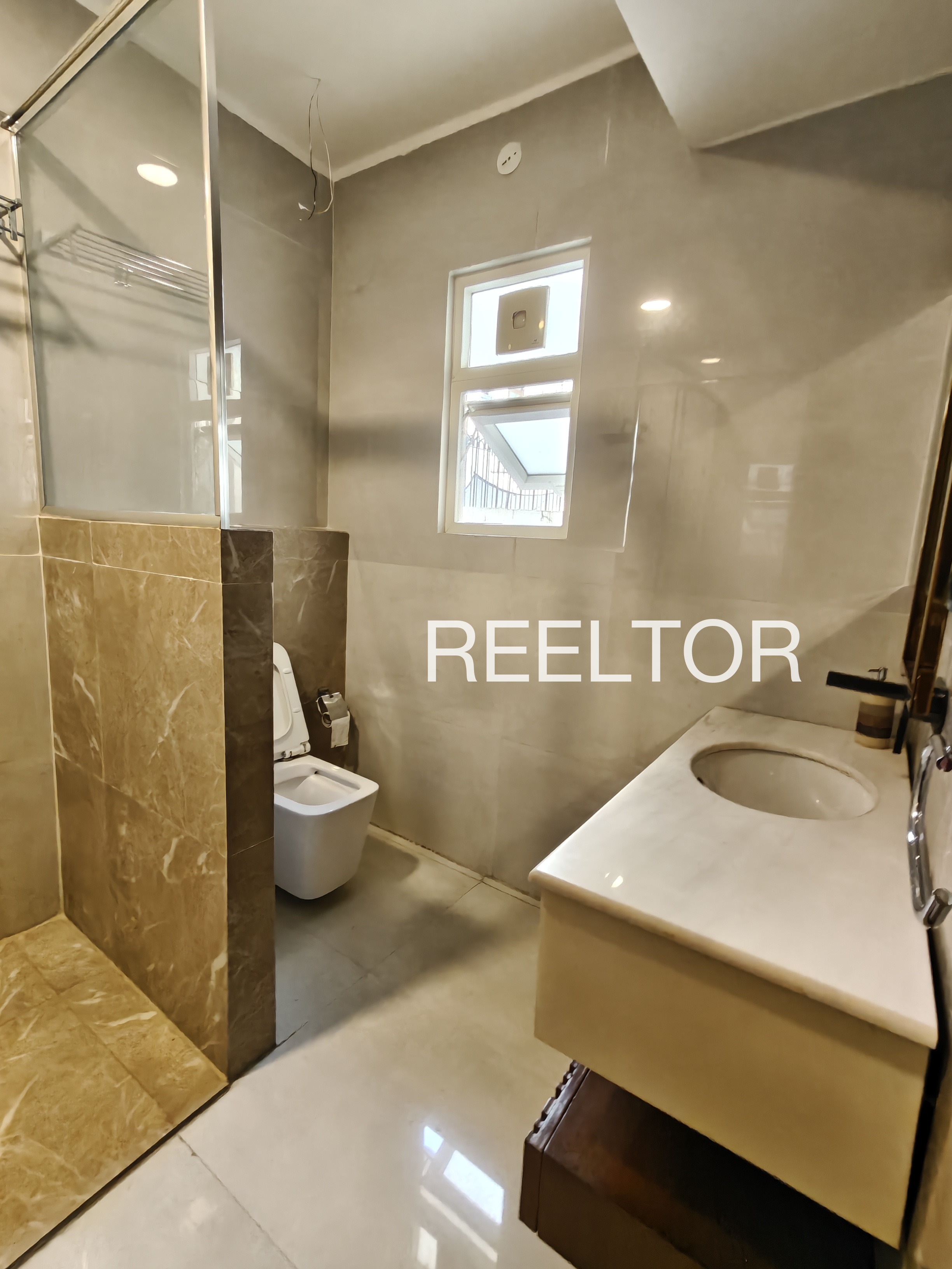 Office Space For Sale In Mahobbatpura Reodar