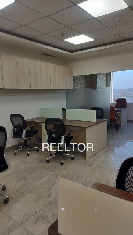 Office Space For Sale In Sadar Dinwala Guruharsahai