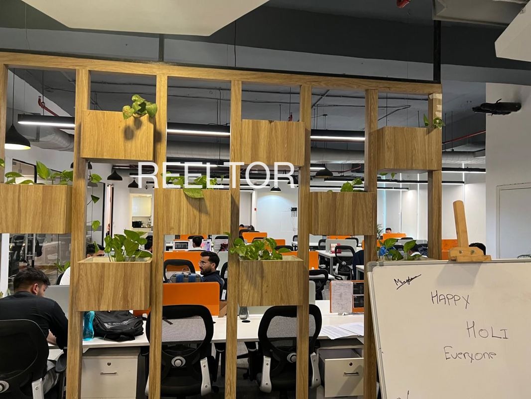 Office Space For Sale In Kaimasan Panna