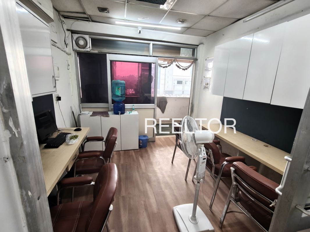 Office Space For Rent In Meena Theekri Bamanwas