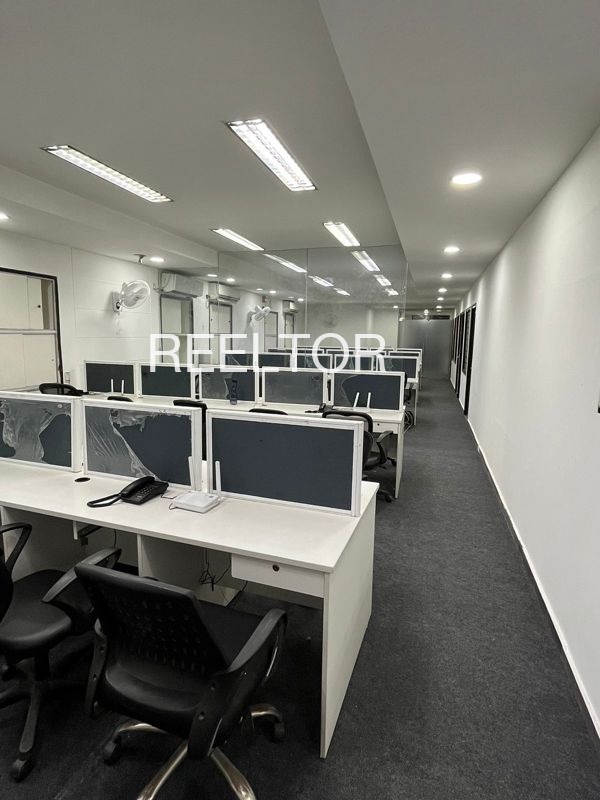 Office Space For Sale In Kurmuna Chaurah