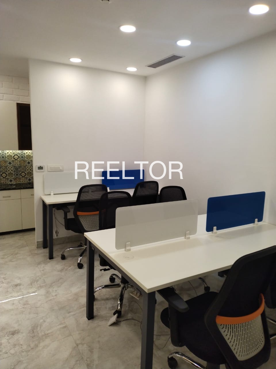 Office Space For Sale In Multani Tanda Ambejogai