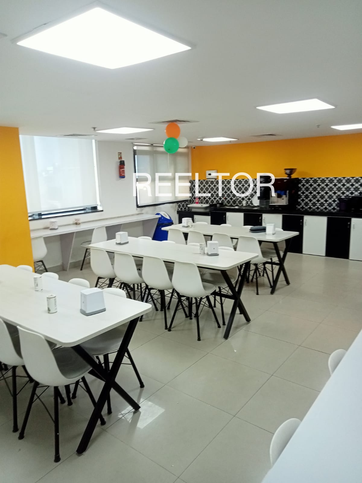 Office Space For Sale In Ruring Lahaul