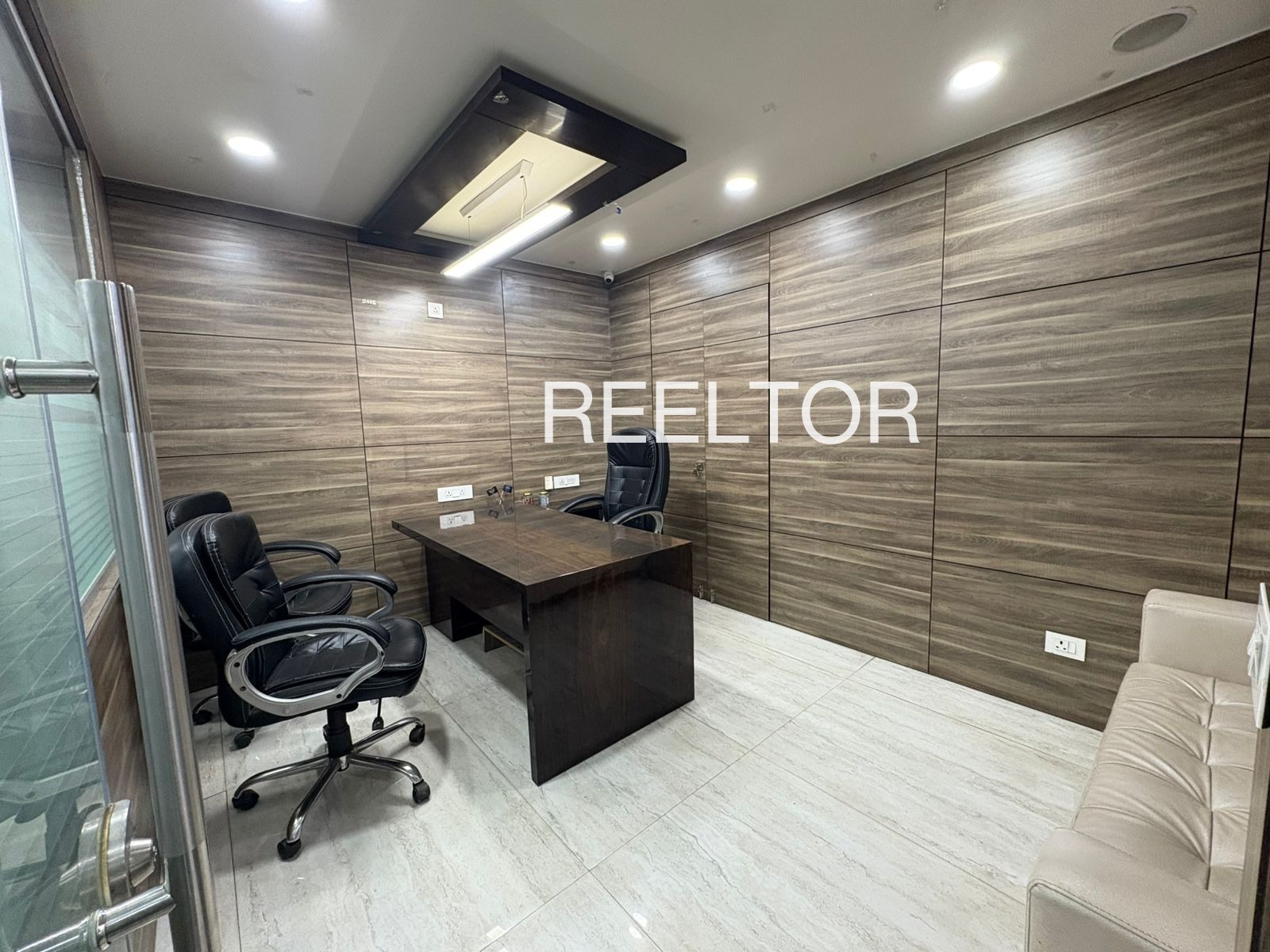 Office Space For Rent In Madina Gohana