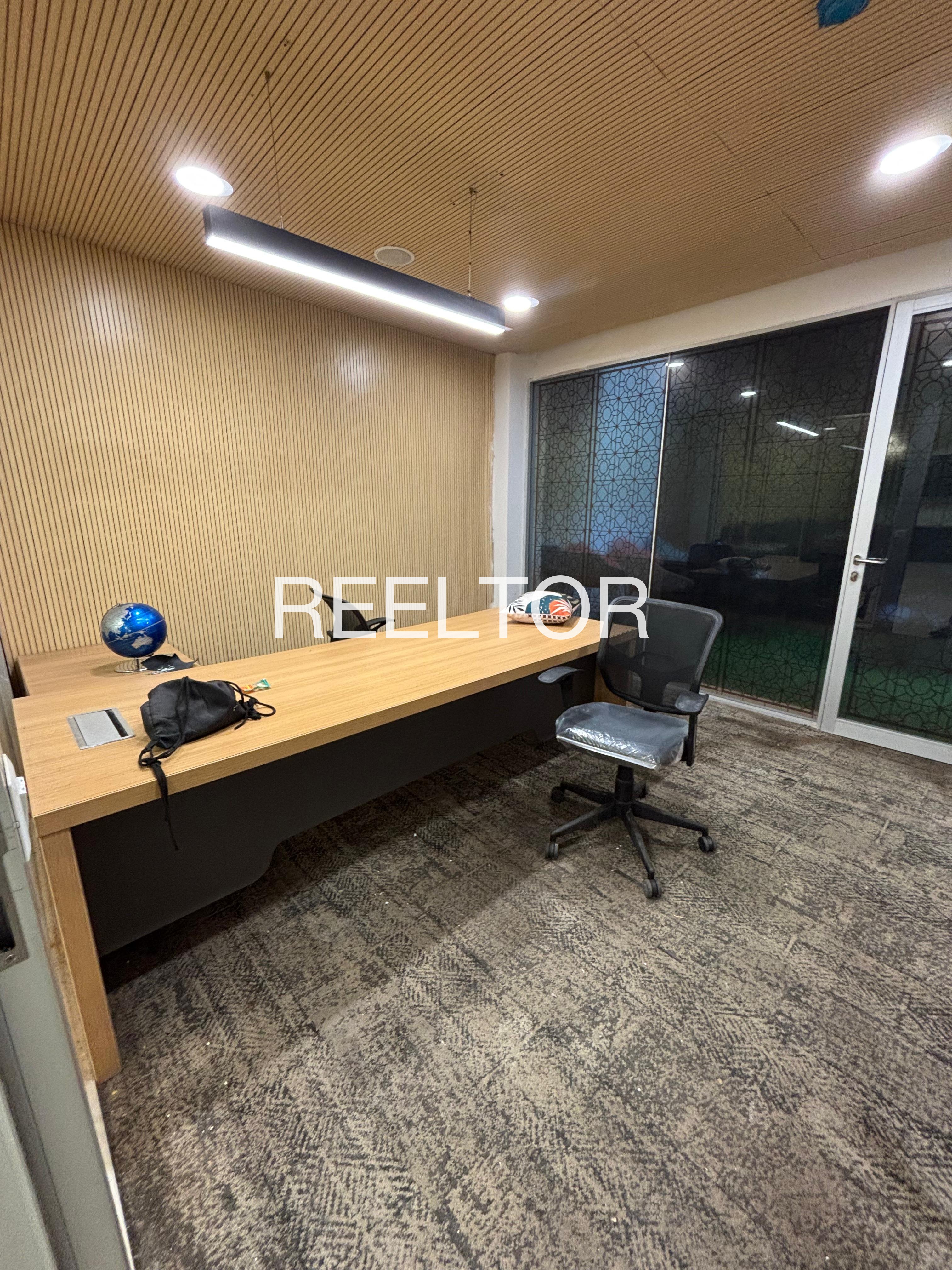 Office Space For Sale In Pura Mahasukh Baseri