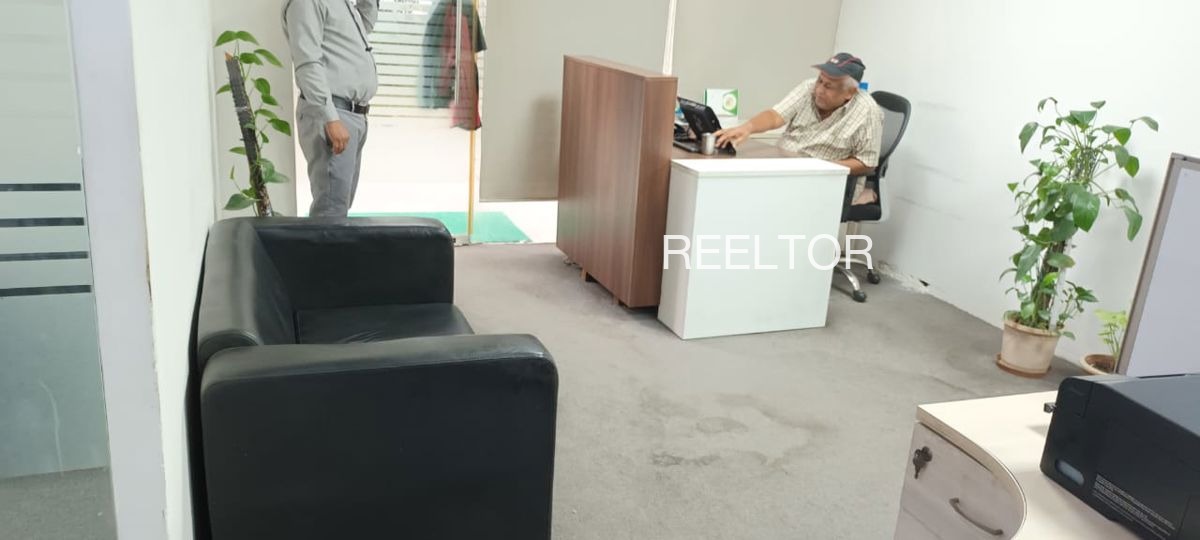 Office Space For Rent In Jankipura Malpura