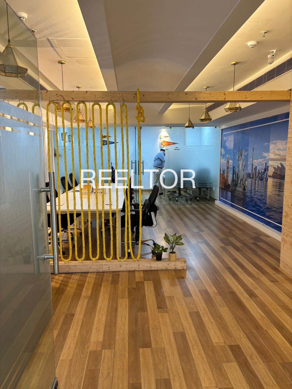 Office Space For Rent In Ganj Raipura