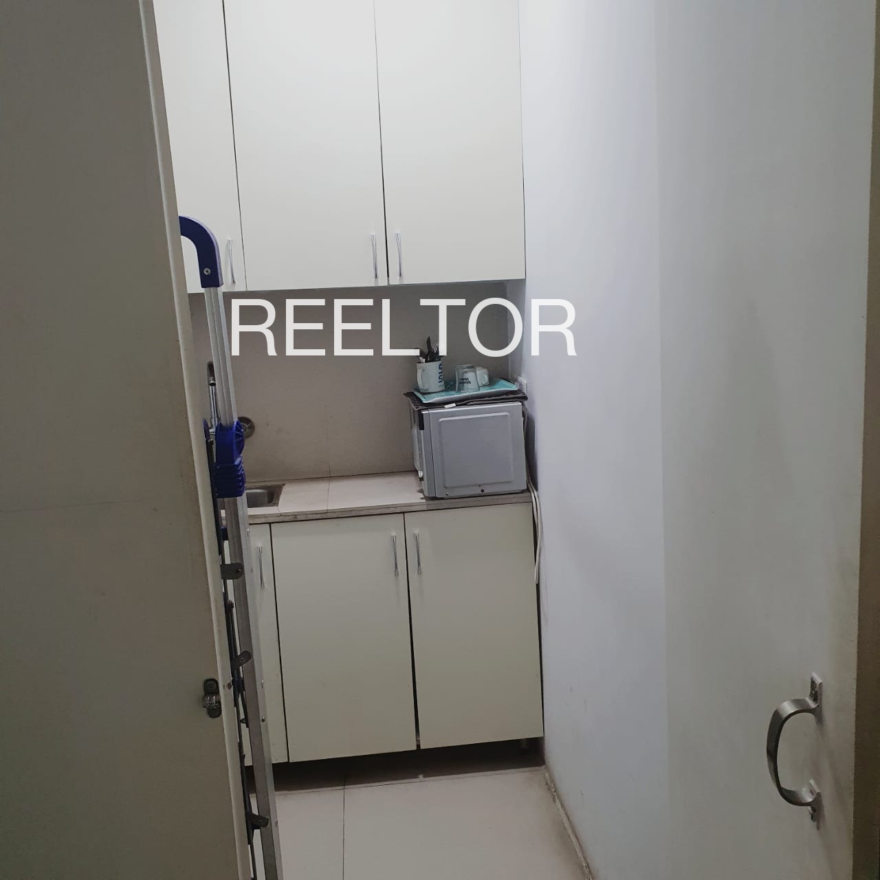 Office Space For Sale In Pipaliyaraj Wankaner