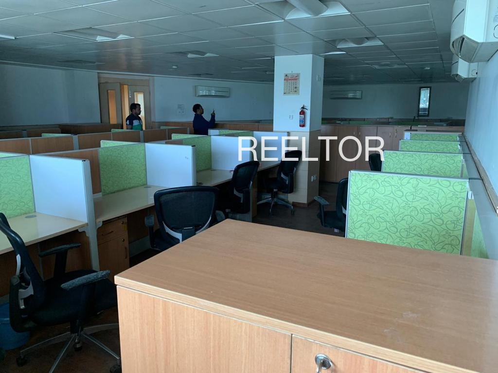 Office Space For Sale In Midoora Awantipora