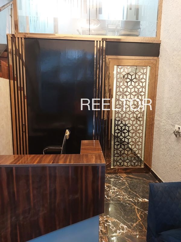 Office Space For Sale In Khoni Jubbal