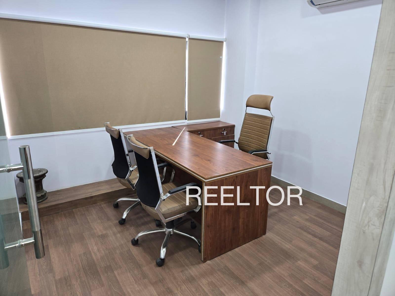 Office Space For Rent In Jhurkusia Thakurgangti