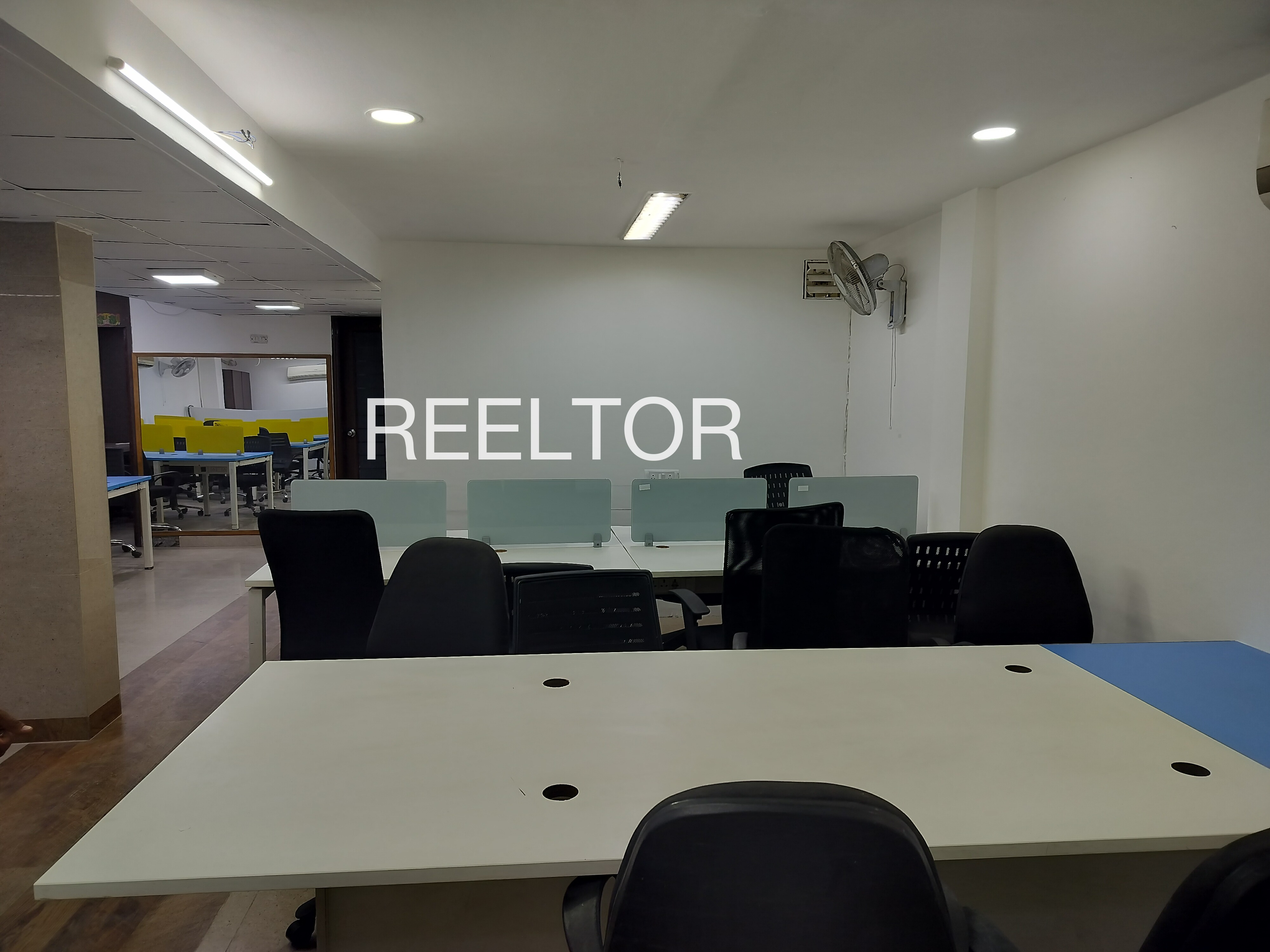 Office Space For Rent In Kombaiyur Krishnarayapuram