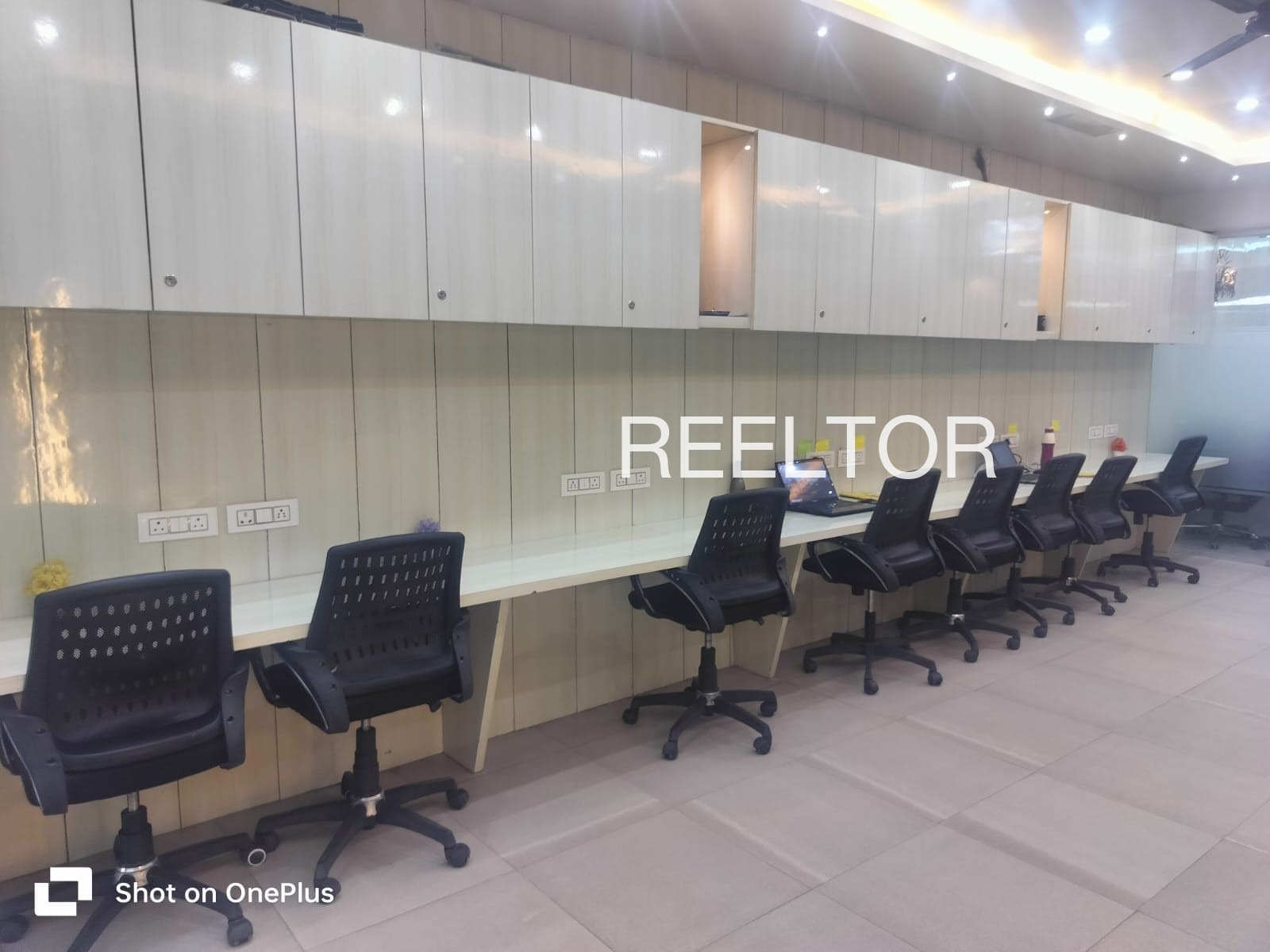 Office Space For Sale In Renganya Ratlam